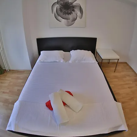 Dream Residence Decebal Bucharest