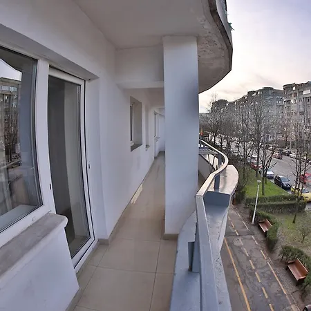 Dream Residence Decebal Apartment *